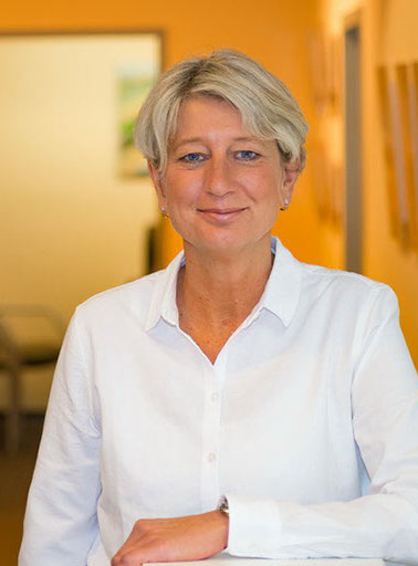 Urologie Bad Godesberg Dr. Claudia Sopora & Janne Oehms Dr. Claudia Sopora, Fachärztin für Urologie